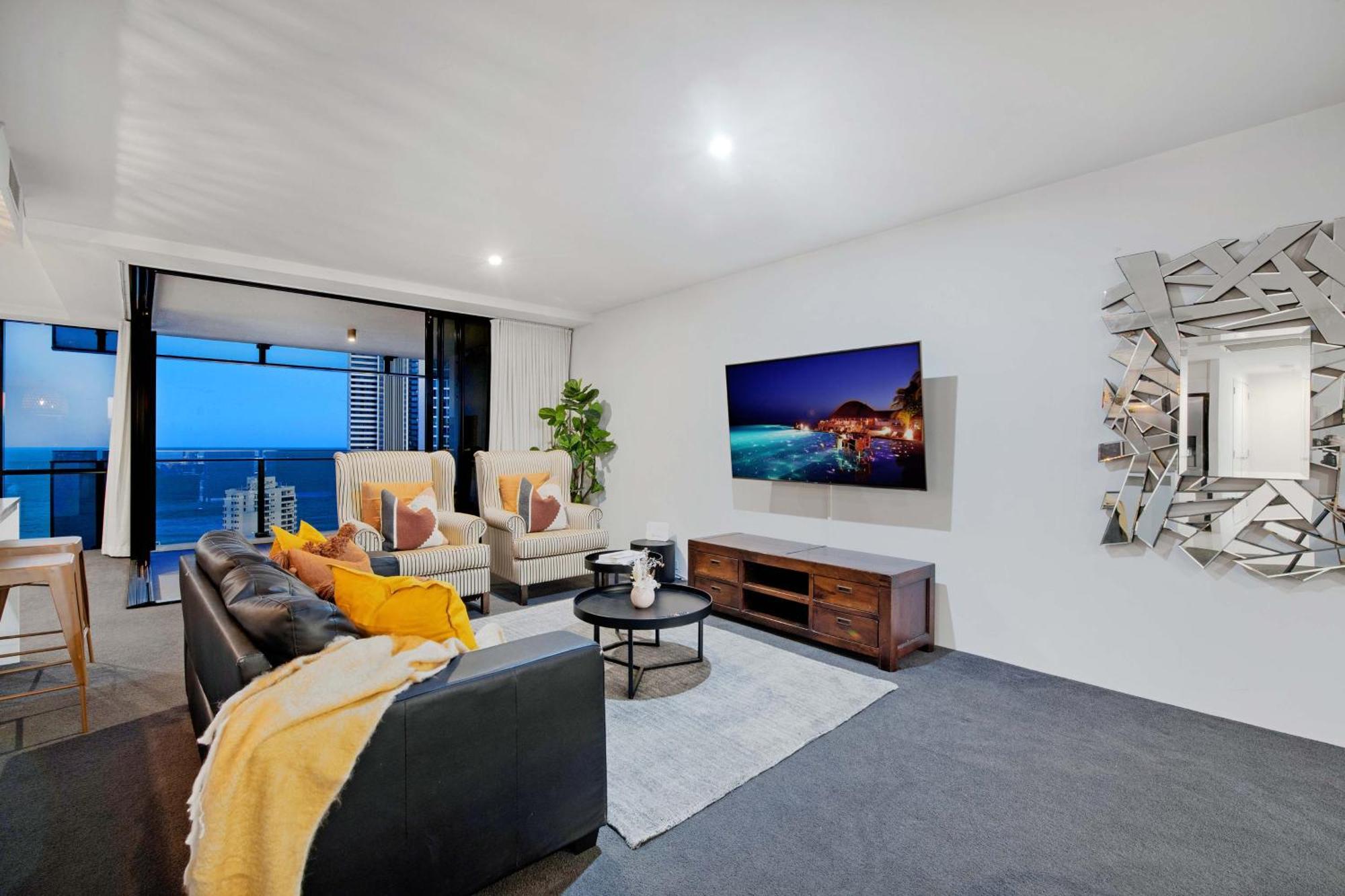 Ocean View Apartments With Balcony - Circle On Cavill - Central Location! - Self Contained & Privately Managed Guldkusten Exteriör bild