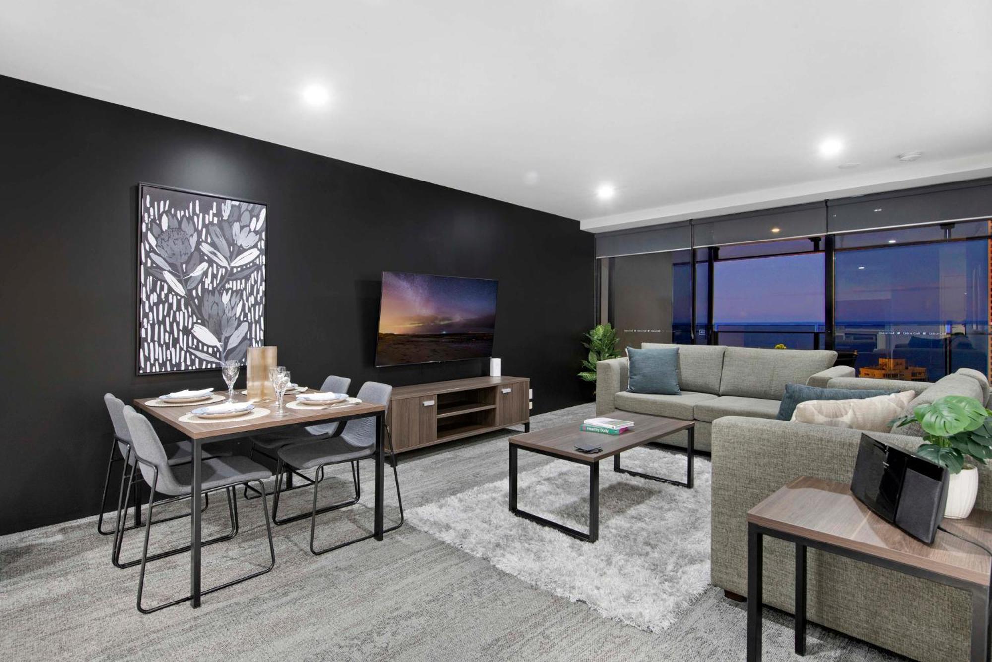 Ocean View Apartments With Balcony - Circle On Cavill - Central Location! - Self Contained & Privately Managed Guldkusten Exteriör bild